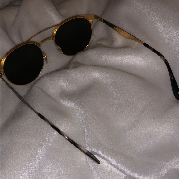 Ray Ban Sunglasses - Picture 5 of 6